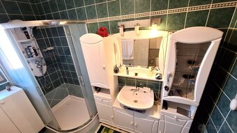 EXKLUZÍVNY PREDAJ-Kompletne prerobený 5 izb.RD, Komárno časť - 16