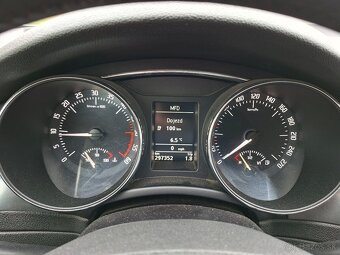 Škoda Superb 2.0 TDI - 16