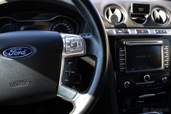 Ford Galaxy - 16