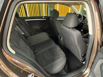 Volkswagen Golf Variant 2.0 TDI Highline - 16