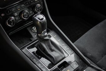Škoda Superb 2.0 TDI 4x4 Style DSG - 16