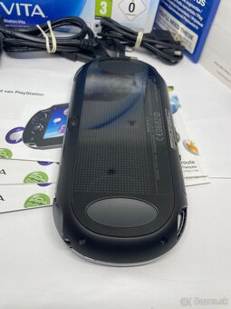 PS Vita 3G Wi-Fi (PCH-1104) OLED - 16