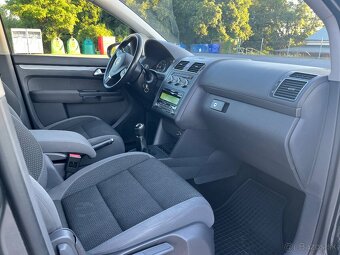 Volkswagen Touran 1.6TDI Comfortline  2015  naj. 171900km - 16