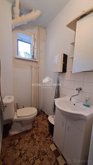 Na prenájom poschodová budova, Zlaté Moravce, časť Ďatelinis - 16