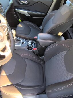 Jeep Cherokee 2,2 CRD - 16