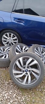Subaru levorg - 16