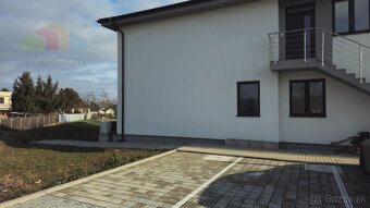 3 izbový byt(80m2) so záhradkou v obci Kamanová  -Posledný v - 16