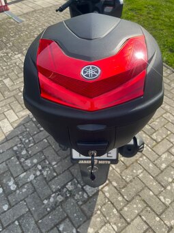 Yamaha NMAX 125 - 16