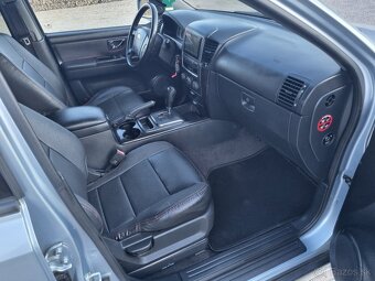 KIA SORENTO 2,5CRDi 4x4 - 16