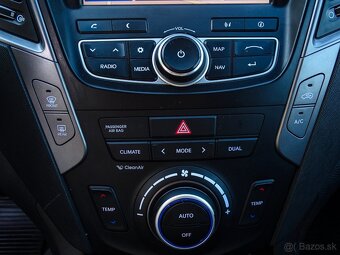Hyundai Santa Fe 2.2 CRDi VGT 4x4 Premium 145kW 1. MAJITEĽ - 16