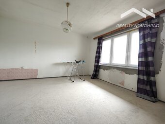 Dvojpodlažný rodinný 1/2 dom v Cinobani za cenu bytu - 16
