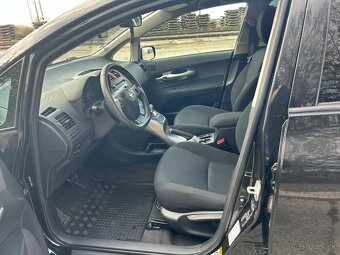 Auris Hybrid 1,8 - 16