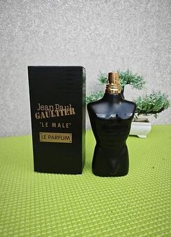 Parfem vona Carolina Herrera Good Girl Danzling Gardénia - 16