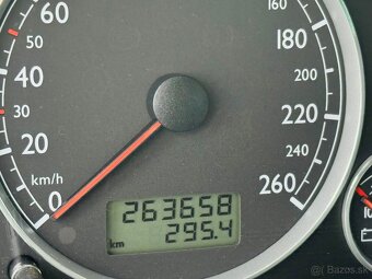 Volkswagen Sharan 4motion 1.9tdi 7 miestny - 16