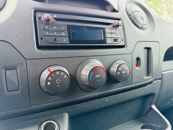 Nissan NV400 - 16