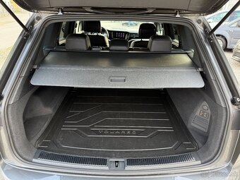 Volkswagen Touareg 3.0TDI V6 R-Line - 16