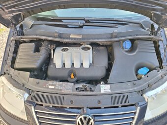 Predám VW Sharan 2.0TDI, 103kW, r.v:2008 - 16