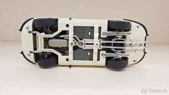 1:18 JAGUAR E COUPE , k - 16