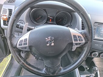 Peugeot 4007 2.2 HDi Allure DCS - 16