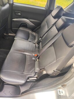Mitsubishi Outlander 2.0 DI-D, 7 miest, 4x4 - 16