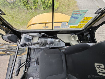 Pásový bagr Minibagr Caterpillar CAT 304 E 305E r.v2015 - 16