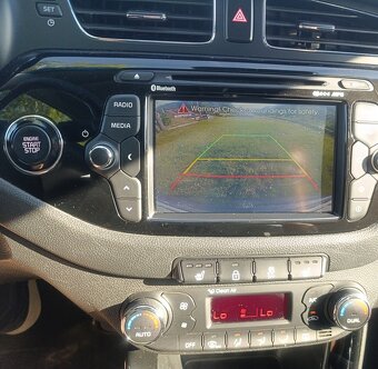 Kia Cee´d combi, 1,6 CRDi 94KW (128k), PLATINUM+Panorama atd - 16