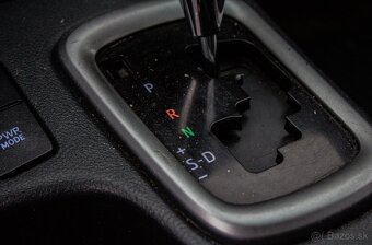 Toyota Hilux 2.4 D-4D Active A/T | 4x4 | - 16