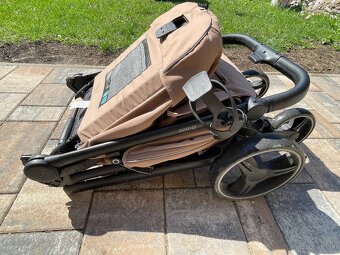 Kočík CARRELLO BRAVO FÓLIA do 22 kg ROYAL BEIGE - 16