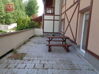 Predaj Vysoké Tatry -  2 izbový apartmán 60 m2 s veľkou tera - 16