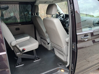 VW CARAVELLE T5.1,AC,WEBASTO,8míst,161tkm,TZ,1.maj,TOP - 16