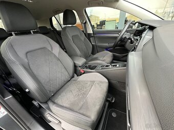 Volkswagen Golf 8 1.5 eTSI 110kW Style DSG Hybrid - 16