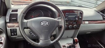 Suzuki Grand Vitara 2.0 BENZíN 4X4 SPECIAL EDITION - 16