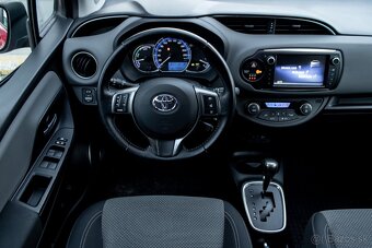 Toyota Yaris - 16
