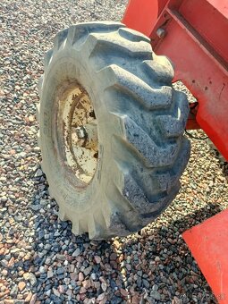 Teleskopický manipulátor MANITOU MT222 FC - 16