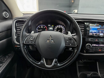 Mitsubishi Outlander 2.2 DI-D Intense A/T 4x4 7-Miest. - 16