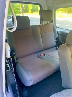 VOLKSWAGEN CADDY MAXI 1.6 TDI CR 77KW  7 miestny - 16