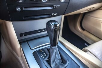 BMW Rad 5 Touring 530 xdT A/T - 16