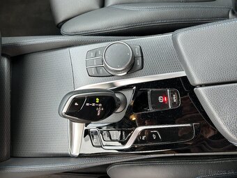 REZERVOVANÉ BMW Rad 5 540i mHEV xDrive A/T - 16