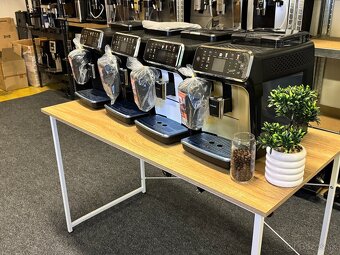 Kávovar Philips EP5500 - 16