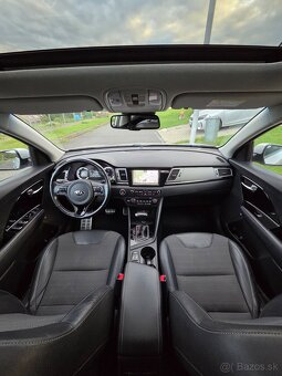 Kia Niro 1.6 GDI Automat - 16