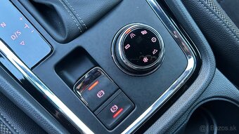 Predám SEAT Ateca 2,0 TDI DSG 4Drive Xperience r.v. 2017 - 16