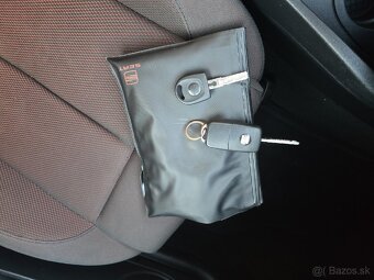 Seat Leon 1.6 Benzín Stylance - 16