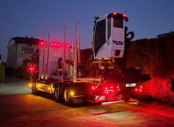 9258 - Volvo FH4 540 - 6x4 – Lesovůz + HR-V-KRAN V10CX – EUR - 16
