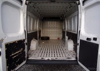Peugeot Boxer 2.2 HDi 110kW TEMPOMAT KLIMA nafta manuál - 16
