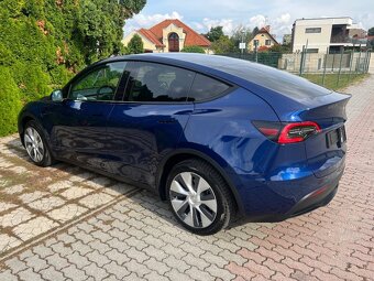 Tesla Model Y Long Range AWD 4x4 / V záruke - 16