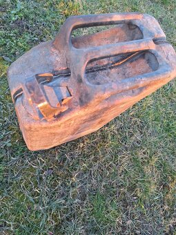 Kanister waffen SS - 16