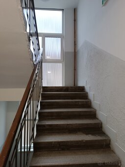 Na predaj 3-izbový byt Bratislava,Nivy - 16