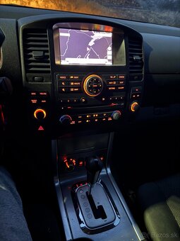 NISSAN NAVARA D40 DOUBLE CAB - 16