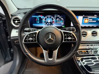 Mercedes-Benz E trieda Kombi 220 d 4MATIC A/T - 16