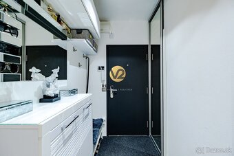REZERVOVANÉ Na PREDAJ 3 izbový novo-zrekonštruovaný byt na C - 16